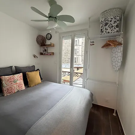 20 Sqm With Bedroom Near Montmartre * Paris